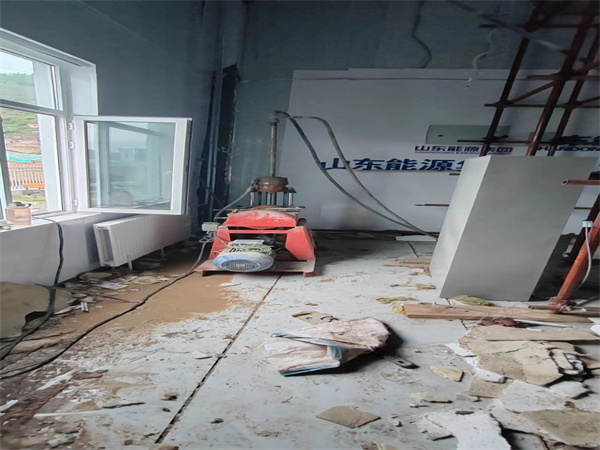 宝山地基基础下沉墙体裂缝加固注浆顶升施工